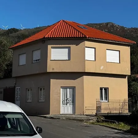 Casa Del Rio Feriehus Santa Comba de Carnota